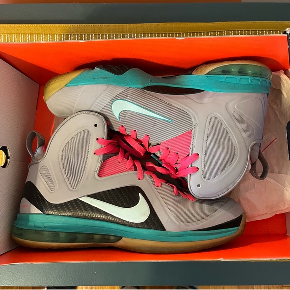Nike Lebron SOUTH BEACH 9 size men’s 10 US - Picture 3 of 10